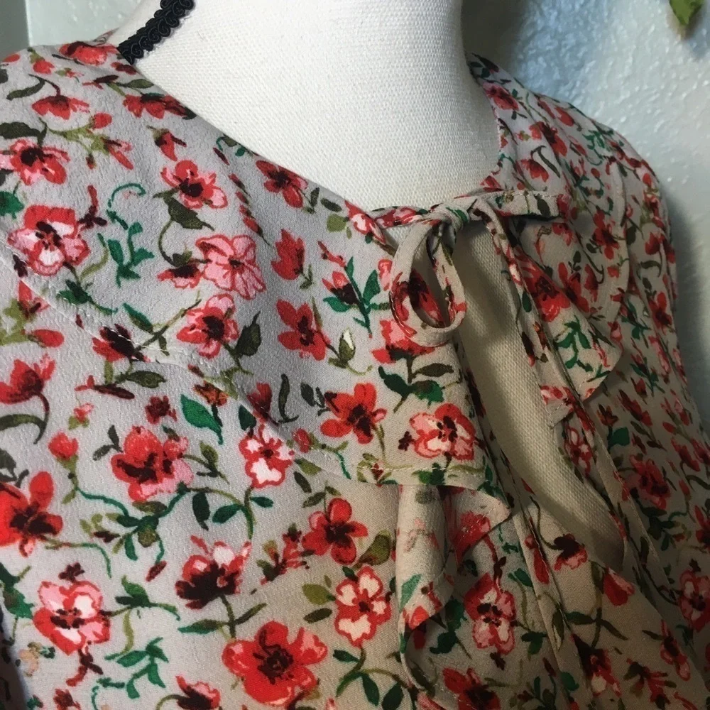 Banana Republic floral blouse